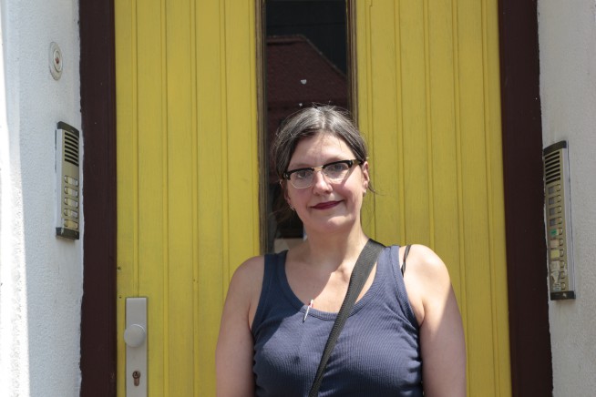 Daniela Grabe initiierte als Obfrau vom Verein für Gedenkkultur die Stolpersteine in Graz.