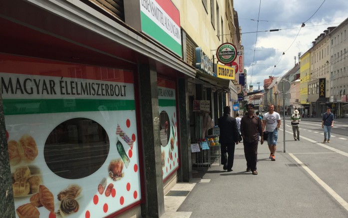 "Lebensmittel aus Ungarn" in der Annenstraße