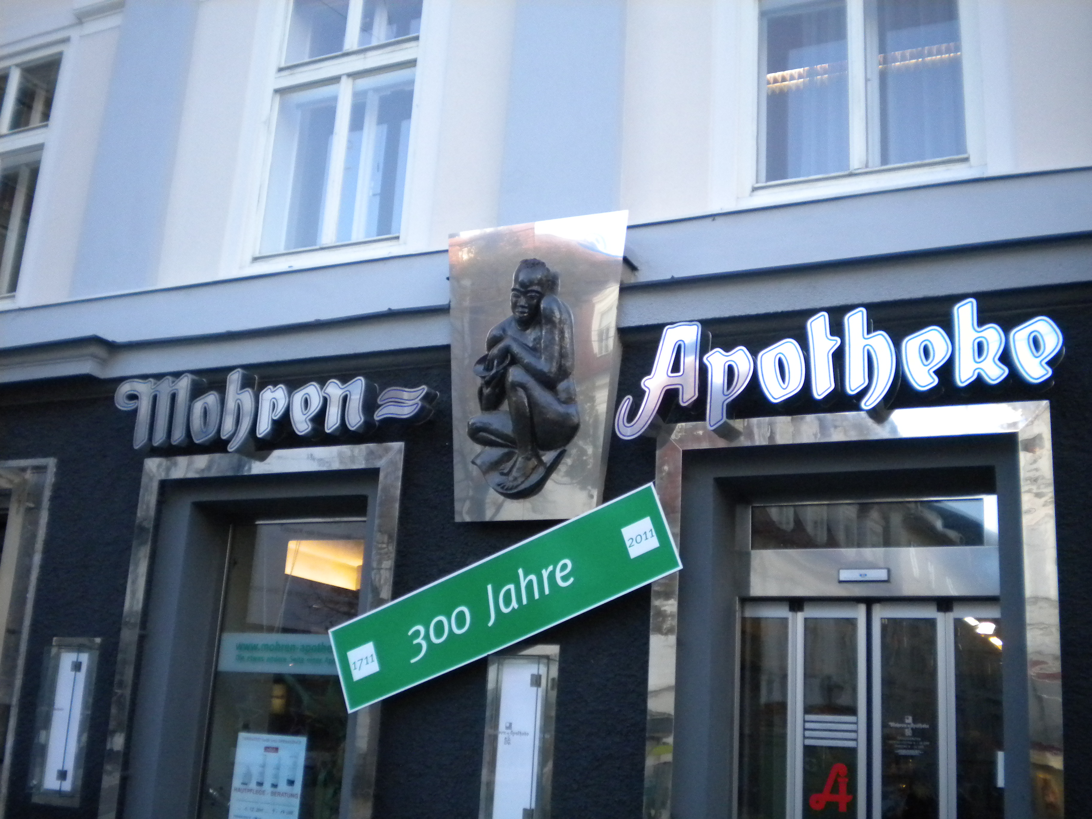 Außenansicht der Morenapotheke