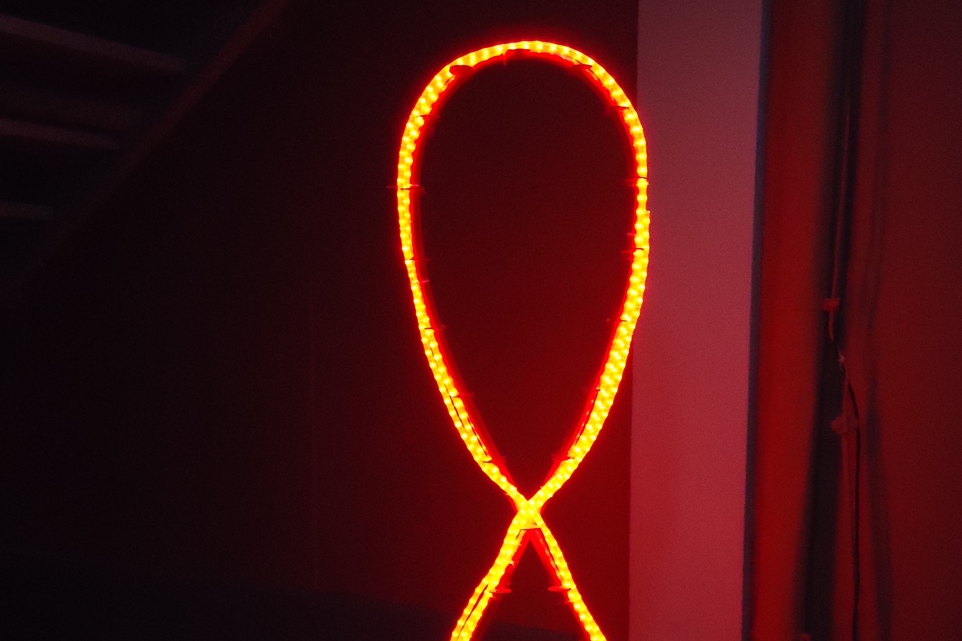 Red Ribbon vor dem p.p.c.