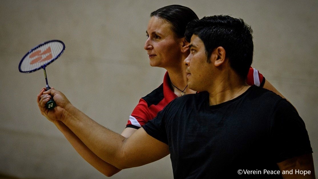 Britta Rudolf beim Badmintontraining