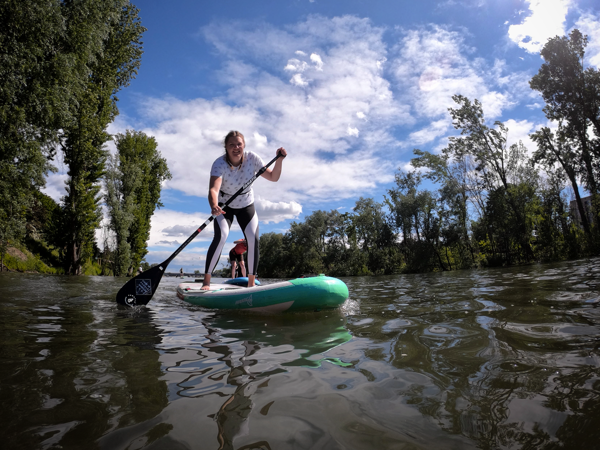 Annenpost-Redakteurin Petra beim Selbstversuch - Foto: SUP Sportclub Graz