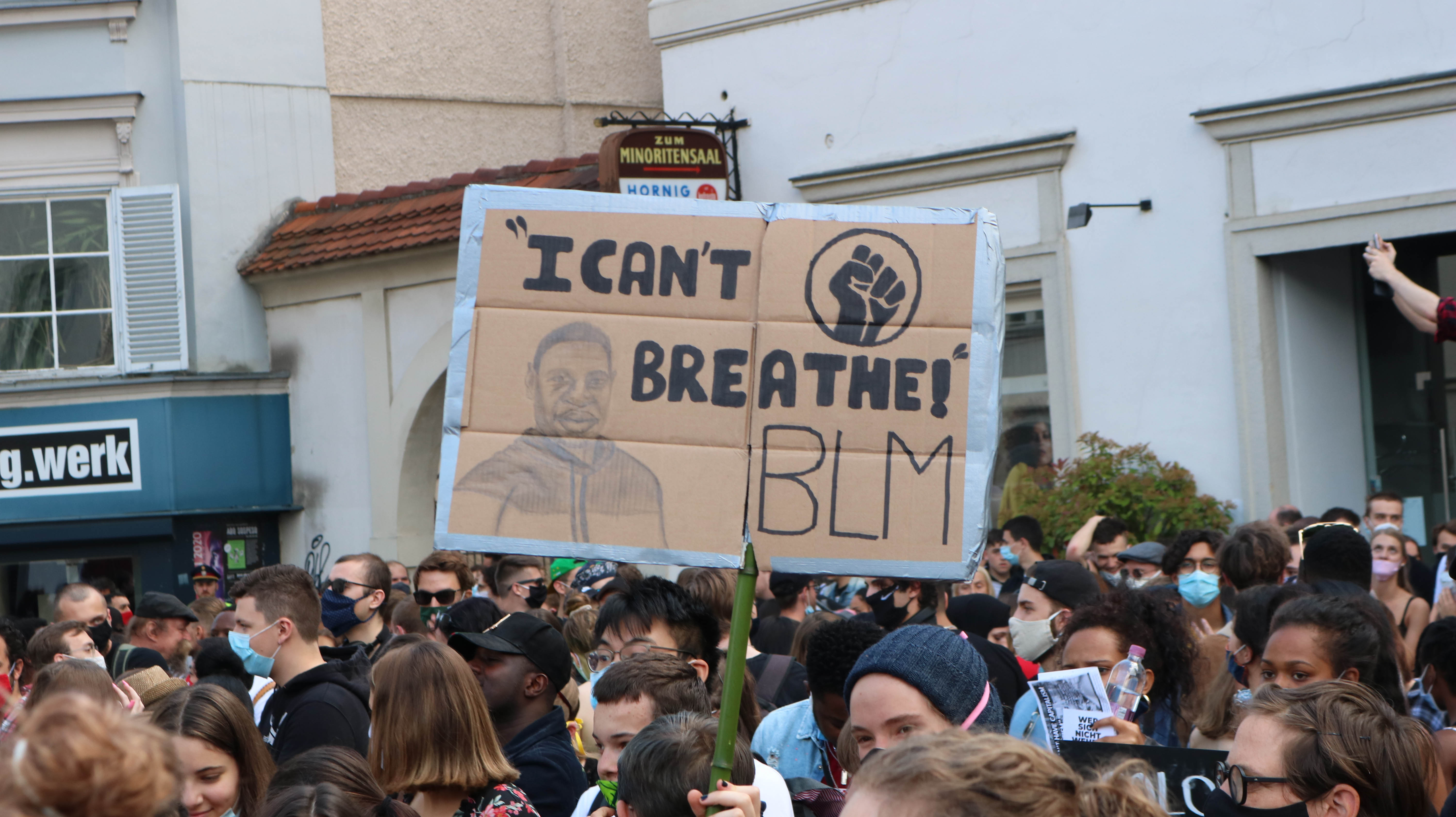 "I can't breathe." Der Tod von George Floyd sorgte für weltweite Proteste unter dem Motto "Black Lives Matter" - so auch in Graz.