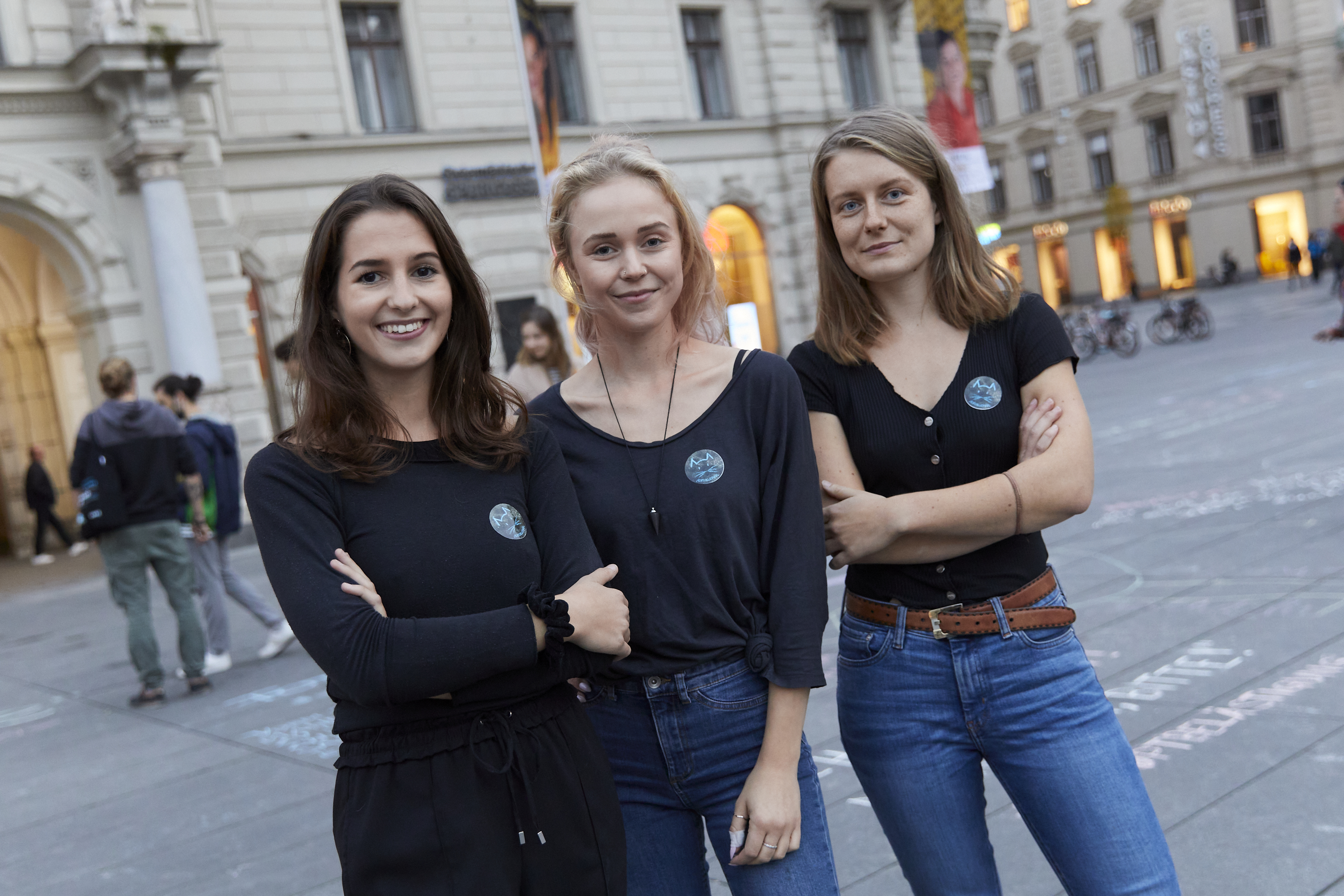 Das Team hinter Catcalls of Graz. Von links sieht man Anna Majcan, Sarah Kampitsch und Stefanie Rauch