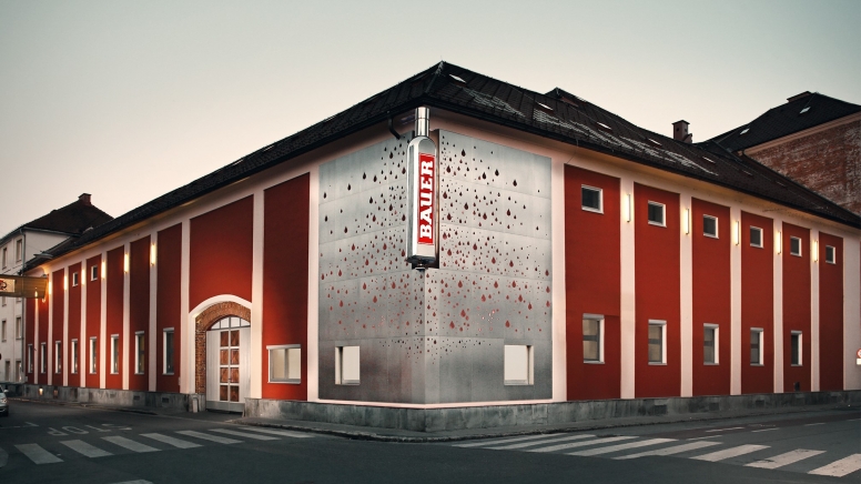 Das Betriebsgebäude der Destillerie Franz Bauer in der Prankergasse (Bild-Quelle: Destillerie Franz Bauer)