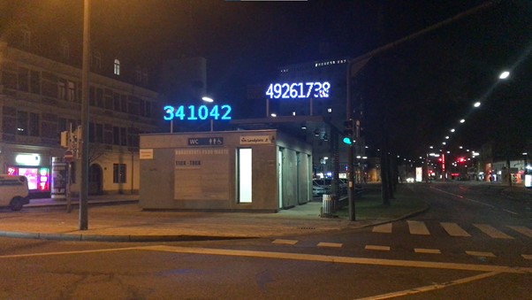 Tick-Tock bei Nacht