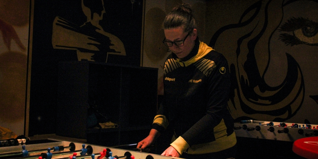 Marina Tabakovic ist 5-fache Weltmeisterin im Tischfußball - Foto: Valentina Lohr