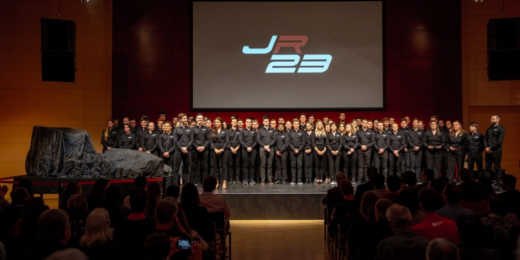 Racing Team auf der Bühne