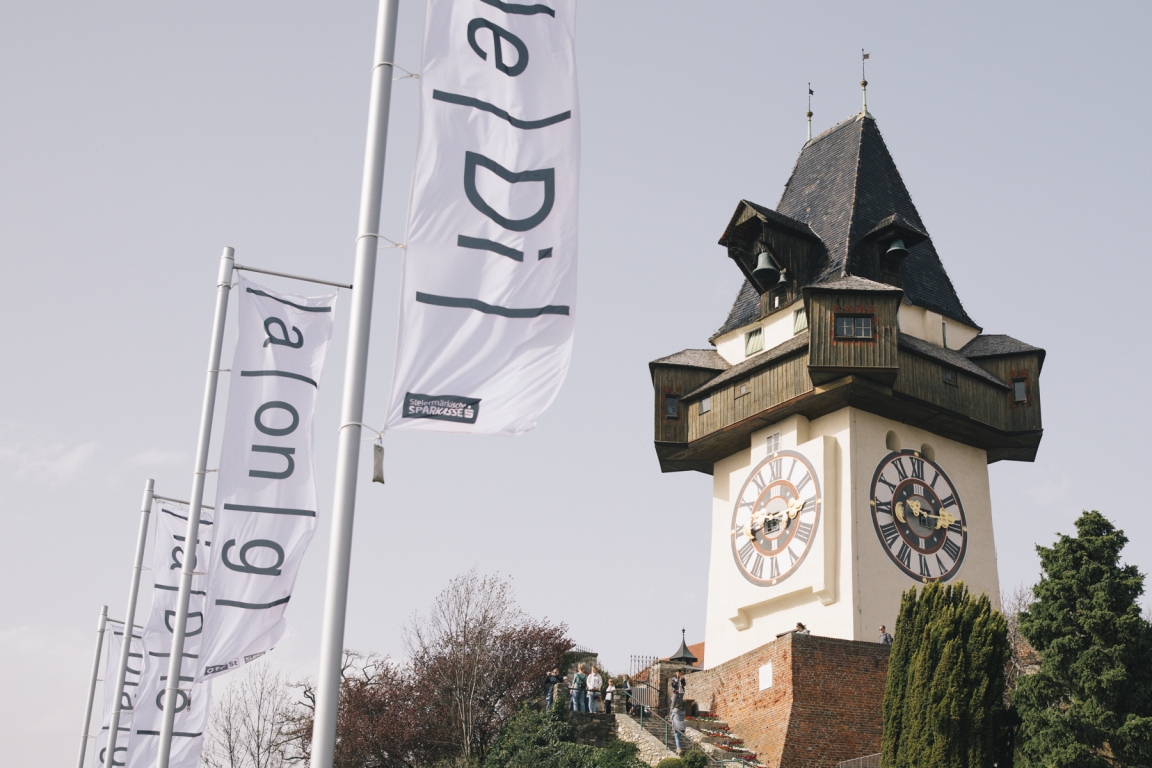 Die Diagonale „Wie ein Termitenbau, der in unterschiedliche