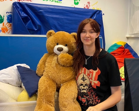 Jana Peyrer macht ein FSJ im Annenviertel.