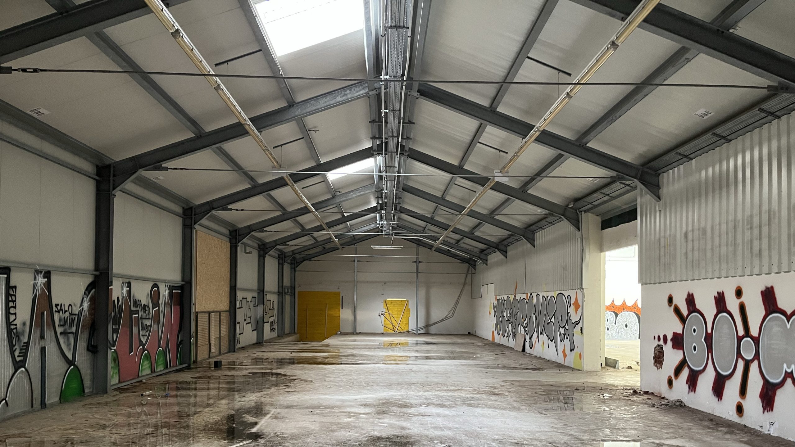 Das Innere der neuen Skatehalleim Hornig-Areal in der Waagner-Biro-Straße.