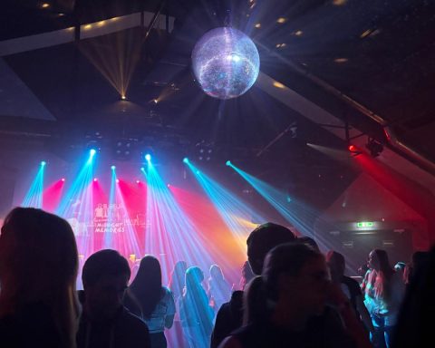 One-Direction-Fans feiern im PPC