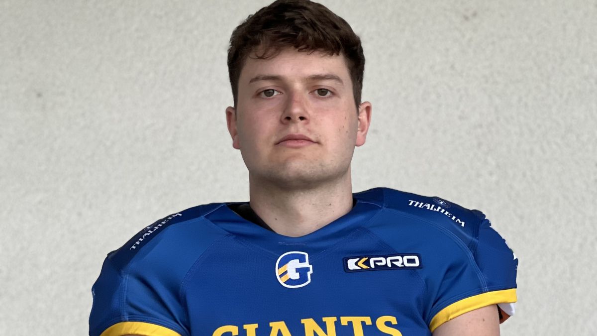 Portrait von Quarterback Bastian Steimair