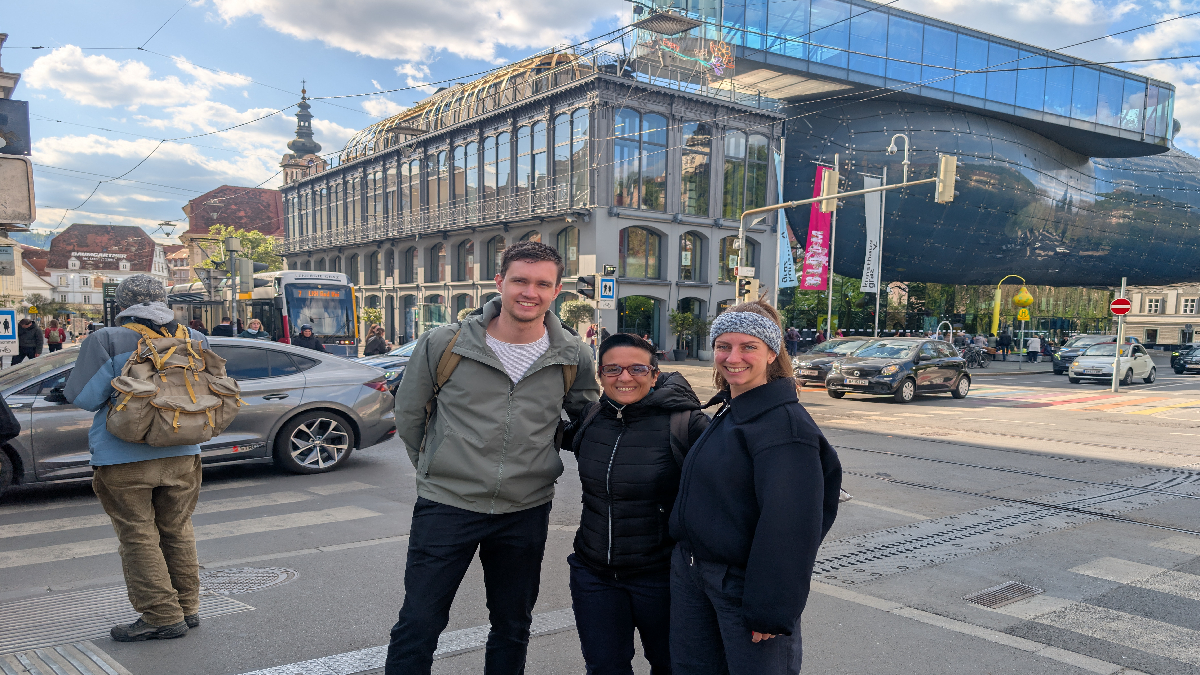 Team der Grazer Mitte bei Kunsthaus-Kreuzung