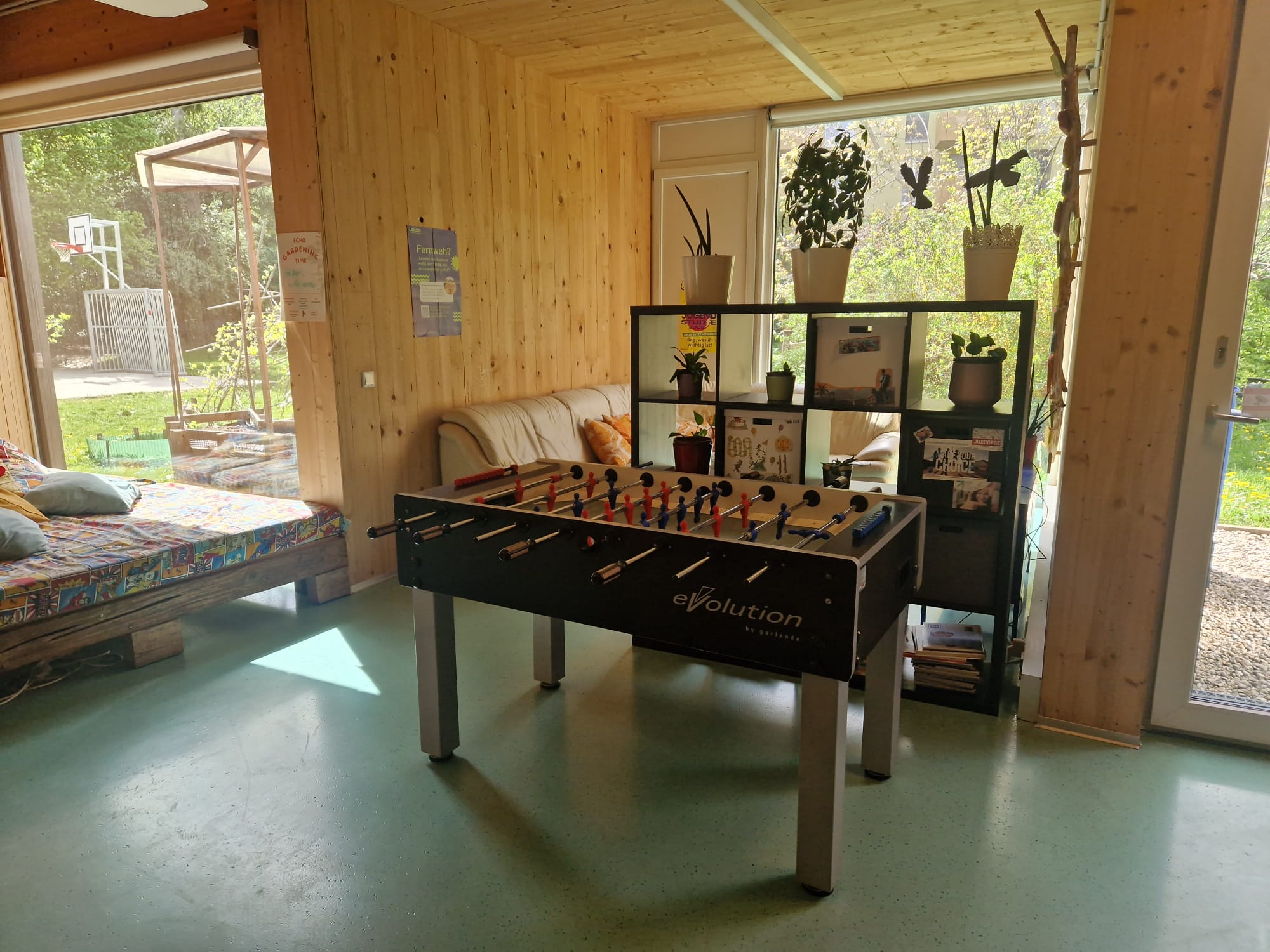 Tischfußballtisch im Jugenzentrum